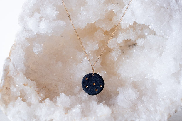 Black Porcelain and 18k Gold Necklace - Cassiopeia