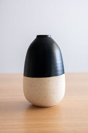 Limited Vase in Onyx